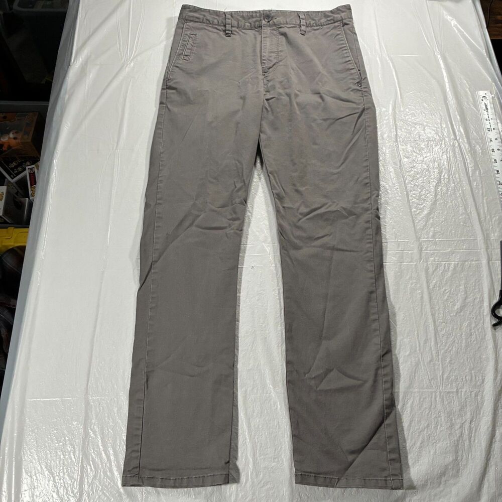 Vuori Collins Chino Pants Mens 32x30 Gray Slim Fit Tapered Casual Stretch
